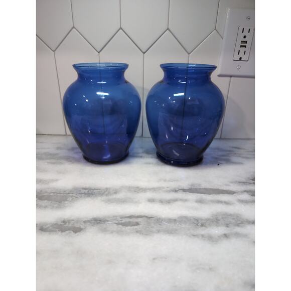 Cobalt Blue Glass Flower Vase Pair, 7.5" Height, Ginger Jar Set, Wedding Decor - Picture 2 of 9